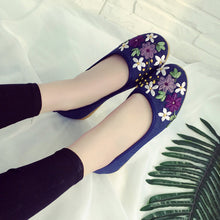Load image into Gallery viewer, Embroidered Flats Comfortable Women Shoes Round Toe Solid Casual Shoes