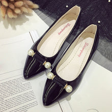Load image into Gallery viewer, Fashion Ladie Casual Shoes Pregnant Women Shoes Pearl Breathable Flat Shoes